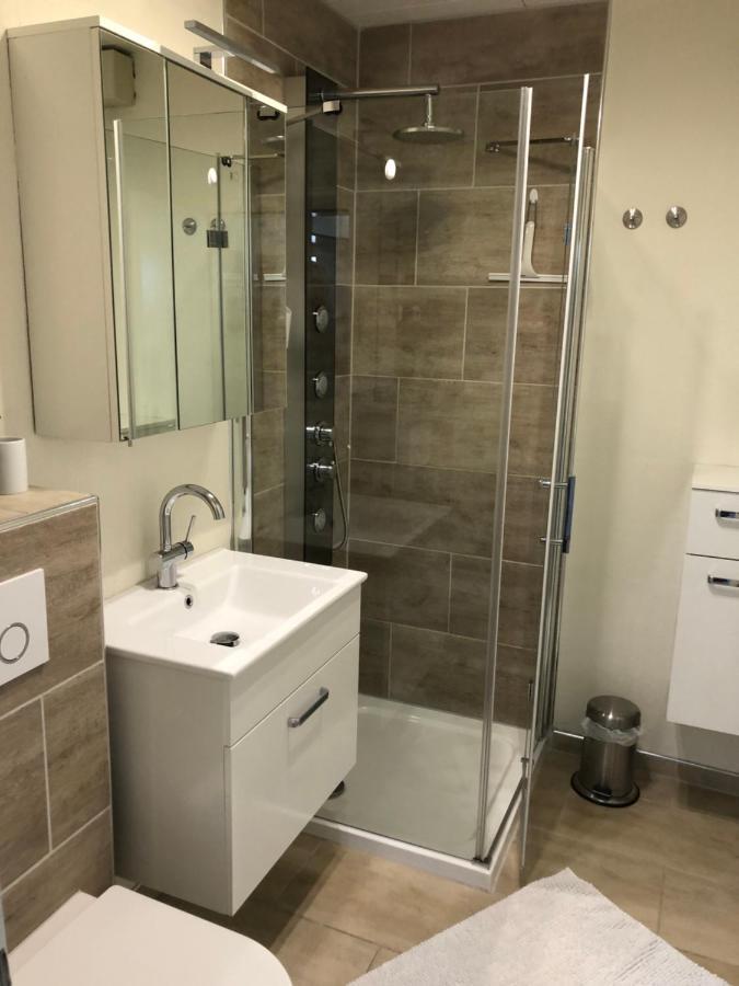 Kleine Auszeit Apartment Neunkirchen  Bagian luar foto