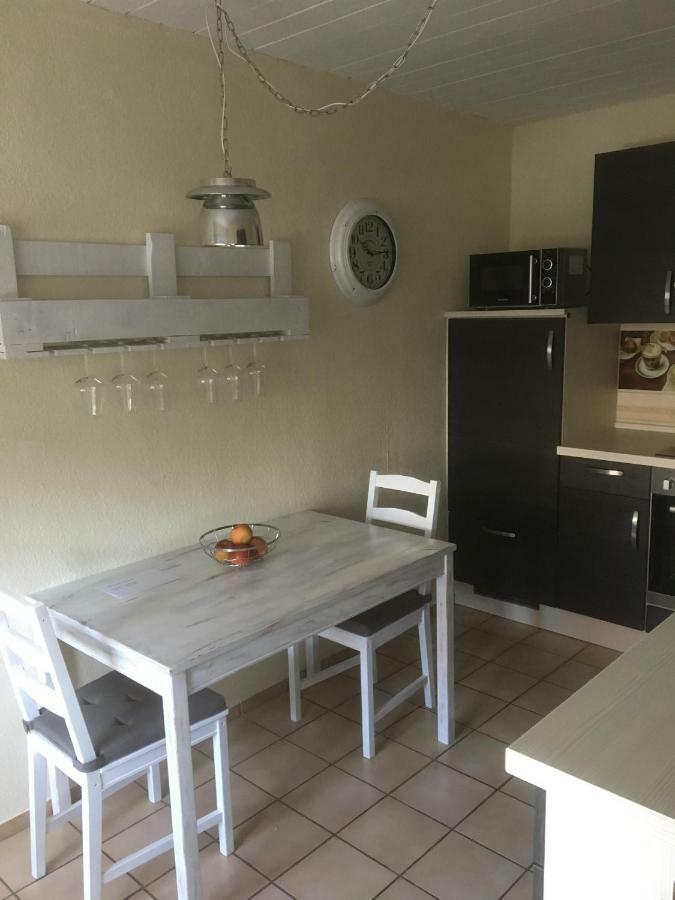 Kleine Auszeit Apartment Neunkirchen  Bagian luar foto